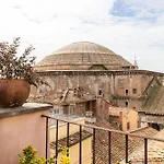 Pantheon Apartment With Terrace