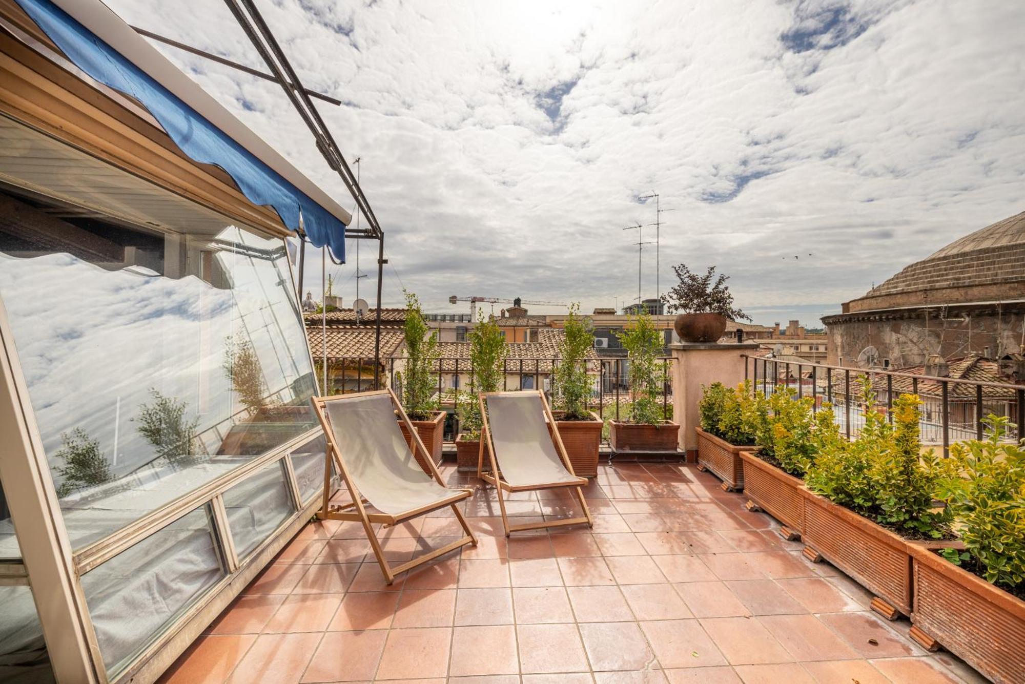 Pantheon With Terrace Apartment Rome