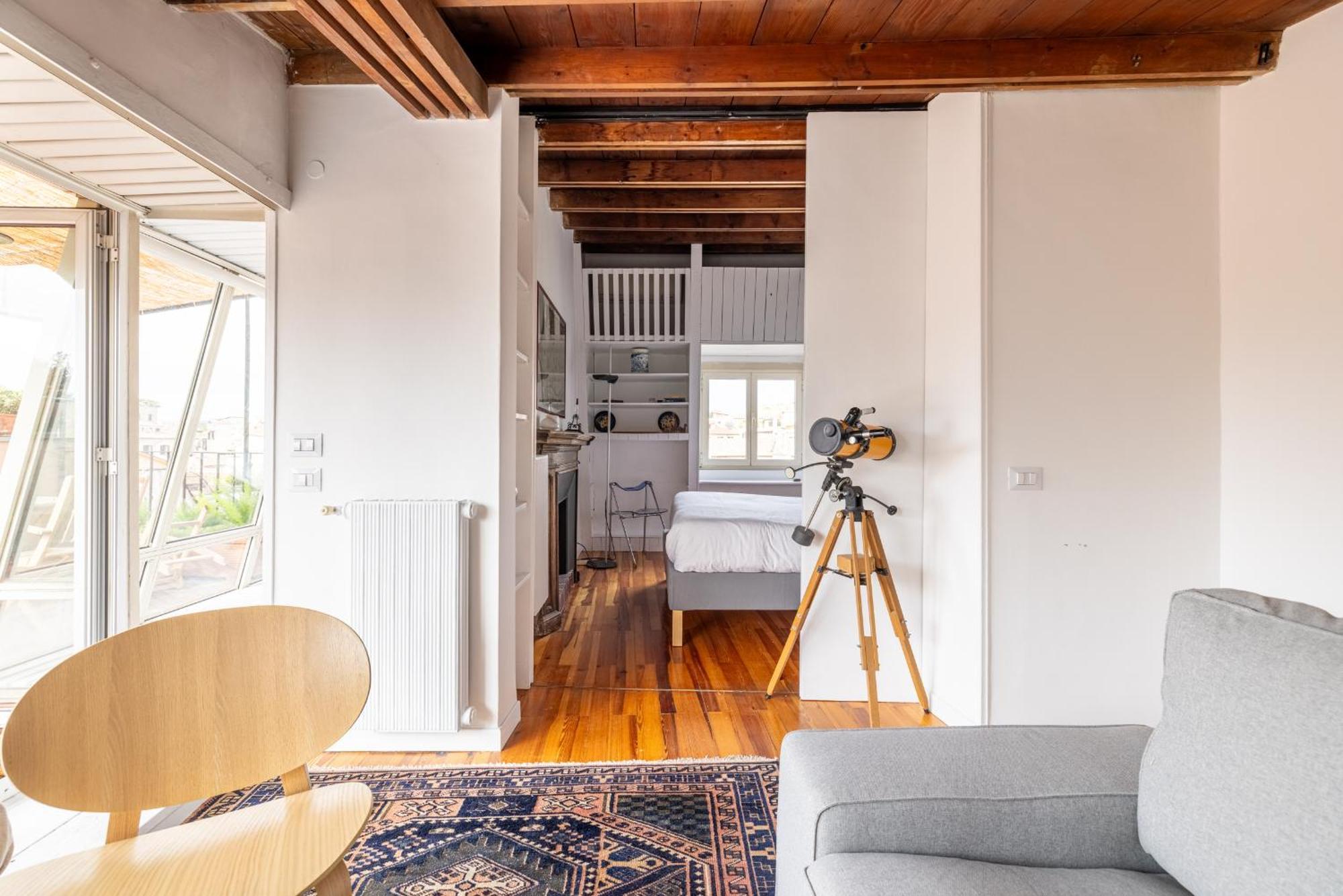 Apartment Pantheon With Terrace
